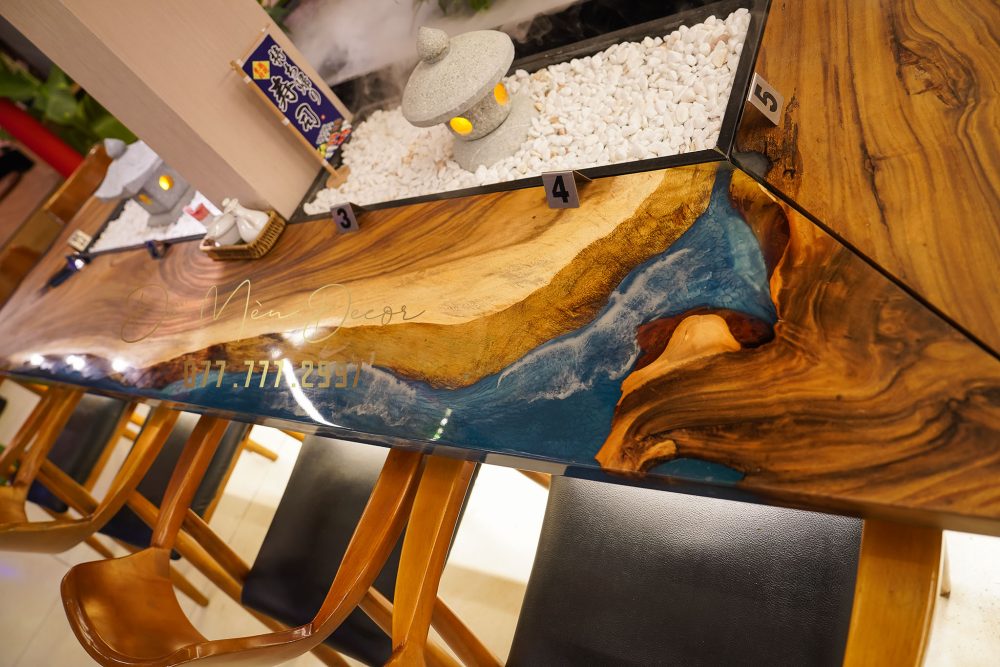 Quầy bar gỗ me tây epoxy đẹp cho nhà hàng nhật - Ảnh 5