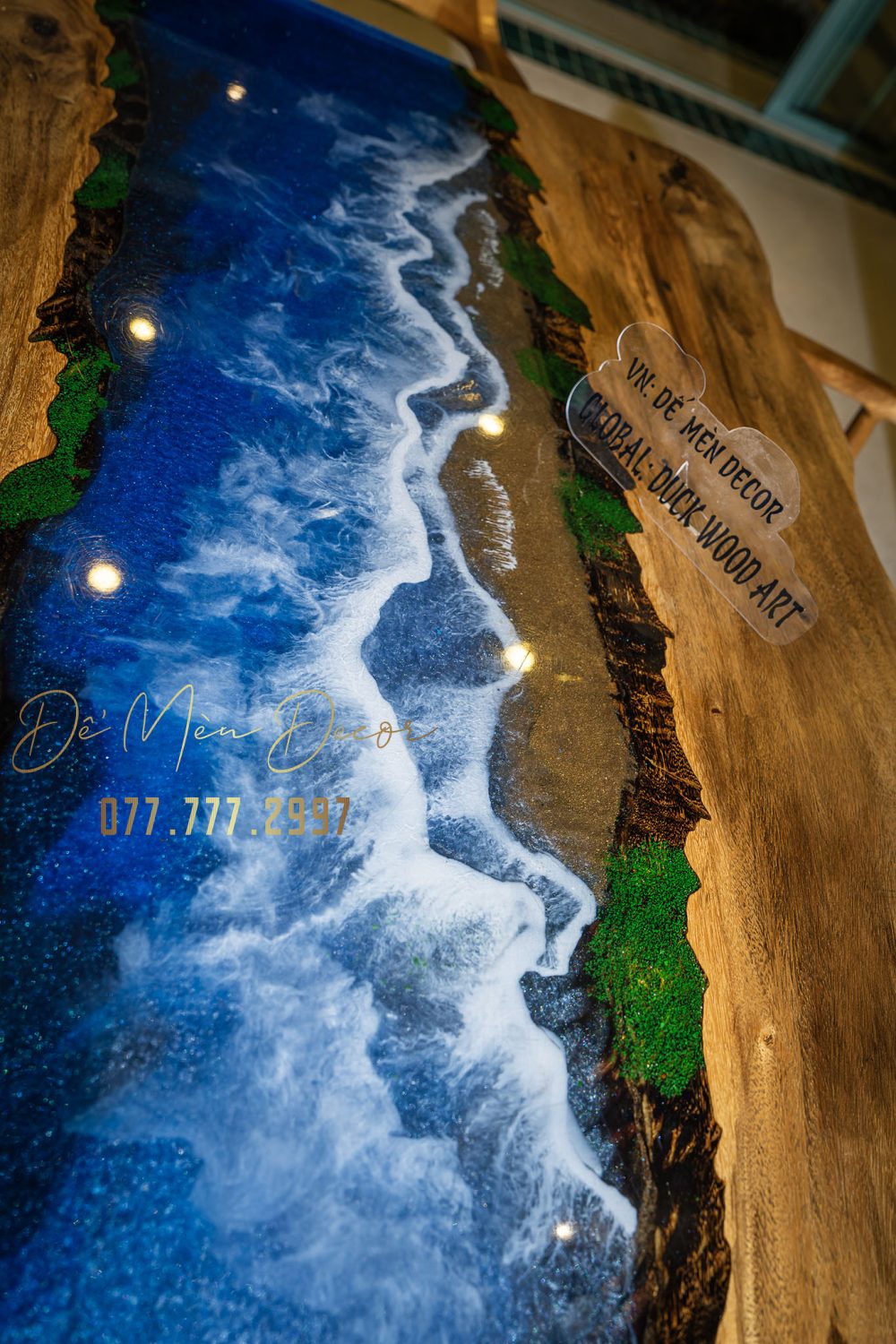 Bàn ăn epoxy 10 ghế vẽ biển - Ảnh 5