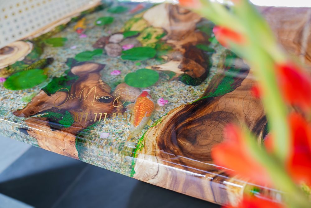 Bàn ăn epoxy vẽ cá koi - Ảnh 8